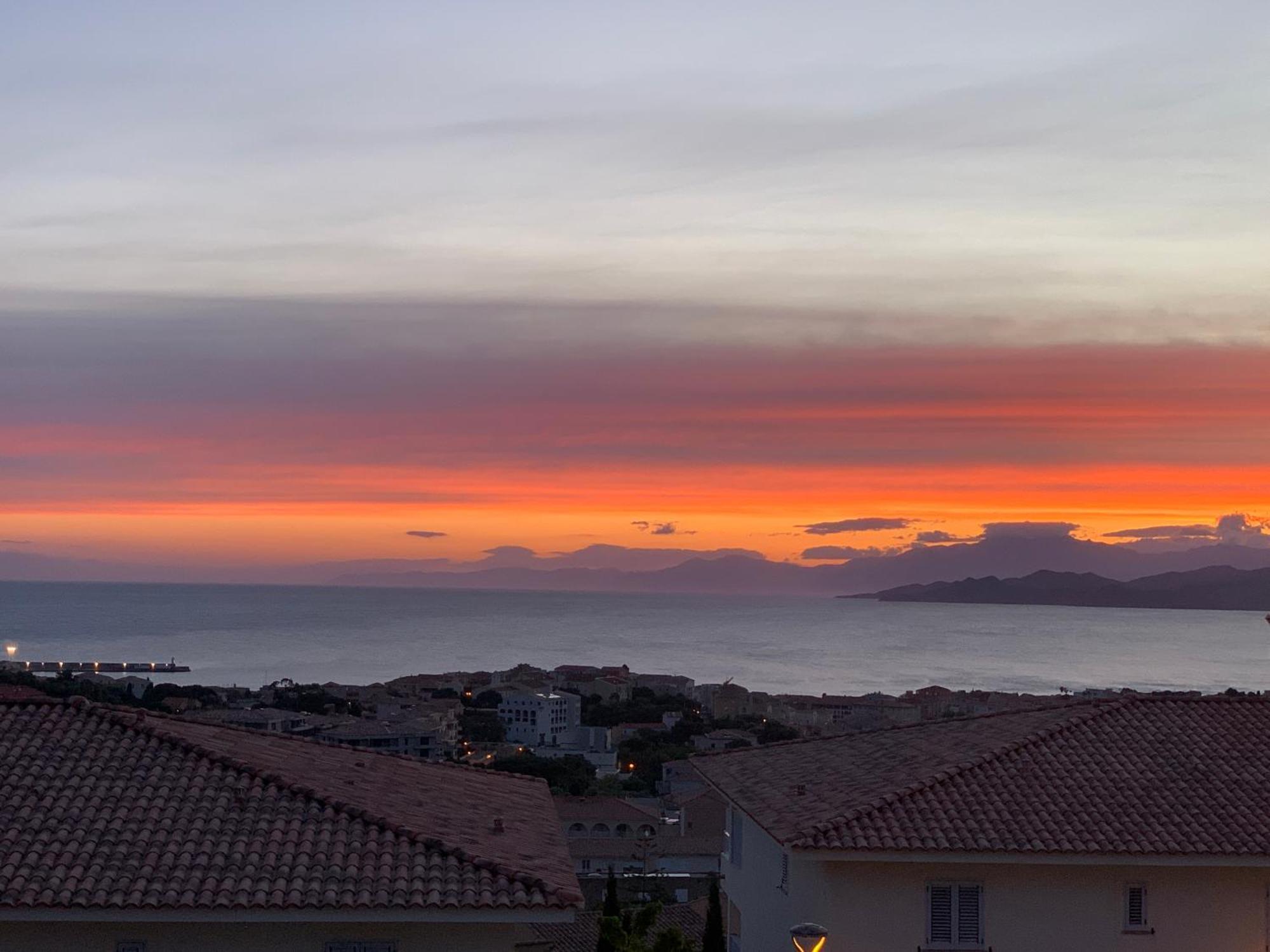 T2 Clim 54M2, 17M2 De Terrasse Tres Belle Vue Mer LʼÎle-Rousse Εξωτερικό φωτογραφία